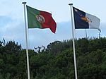 Die Flaggen von Portugal und den Azoren